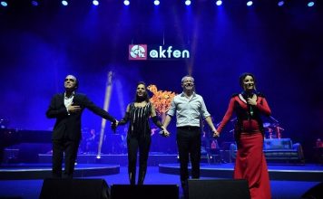 Akfen Holding 41. yıl kutlaması Fahir Atakoğlu - Sertap Erener - Levent Yüksel - Aşkın Nuryengi